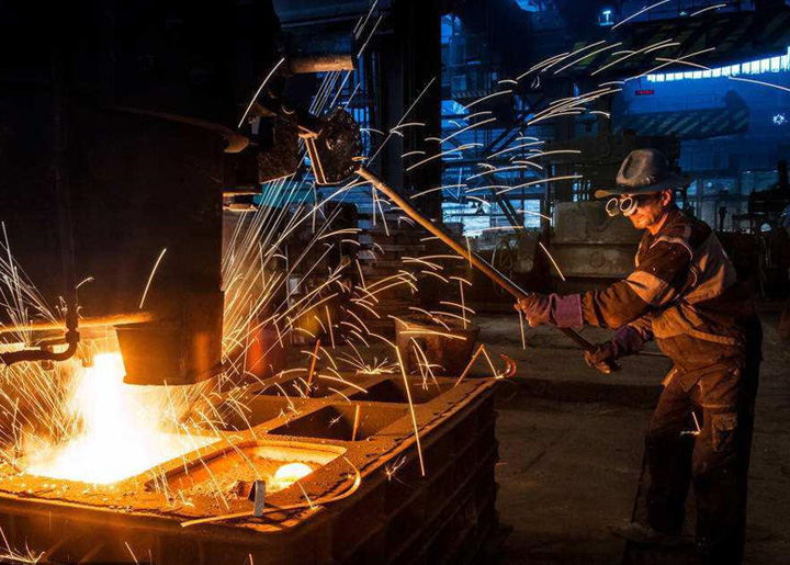 The steel association held a video conference on the operation of some steel enterprises